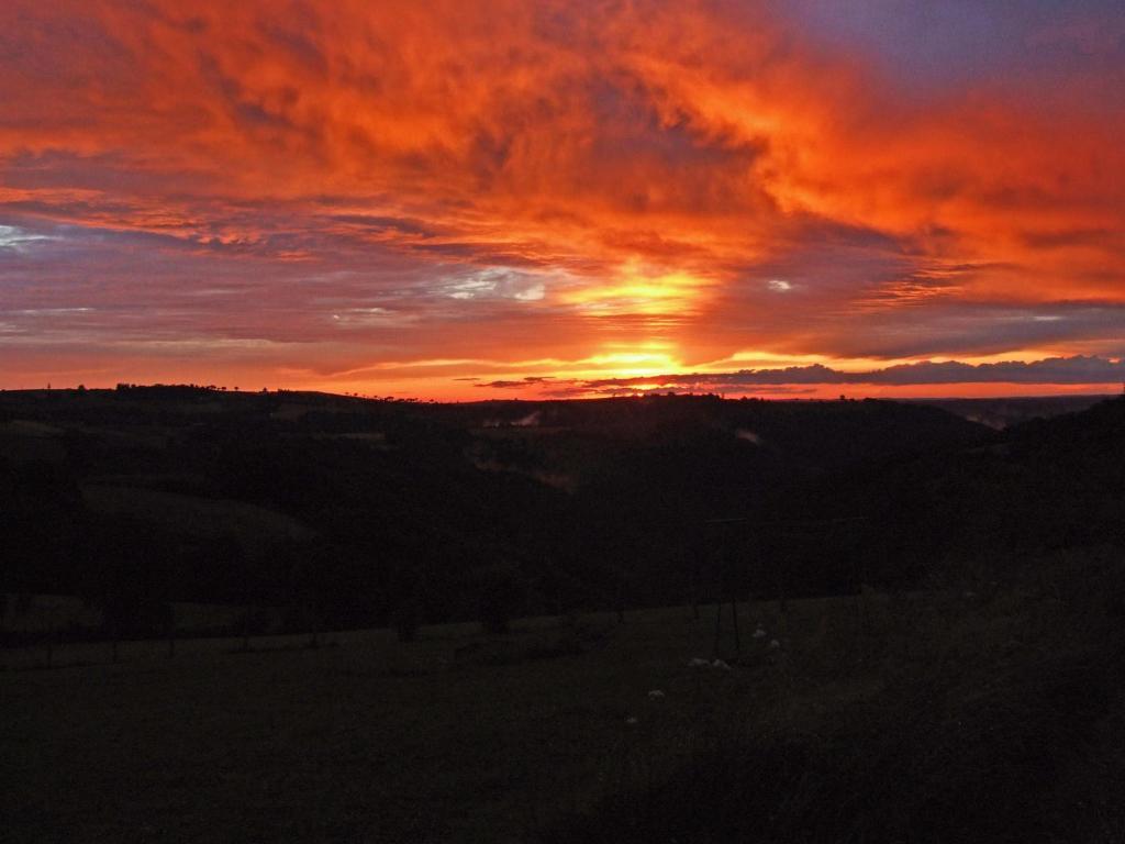 Domaine De Lasfonds Rieupeyroux (Aveyron) Quarto foto